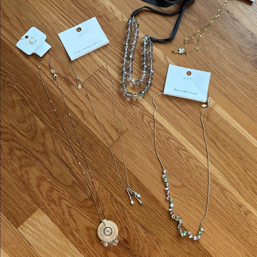 8pc. Bundle JCrew, Banana Republic, CC, LOFT. Gorgeous pieces. New!